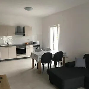  Apartman Urem